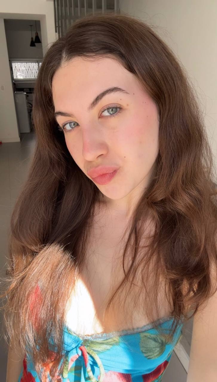 Nude girl Amber in Rajamandri