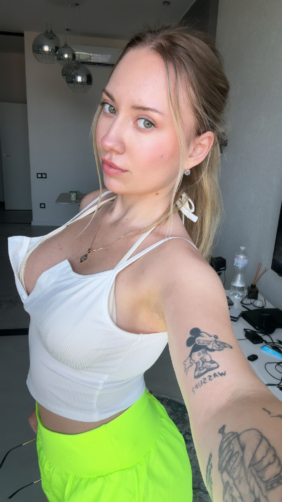 KateV in her underwear in Rajamandri