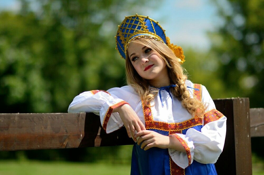 Photo Slavic girls in Rajamandri